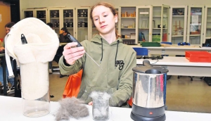 Laatzener Schüler und Schülerinnen nehmen bei &quot;Jugend forscht&quot; teil